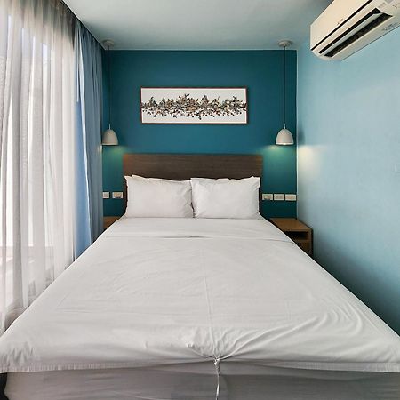 Simply Sleep Hostel Bangkok Exterior photo