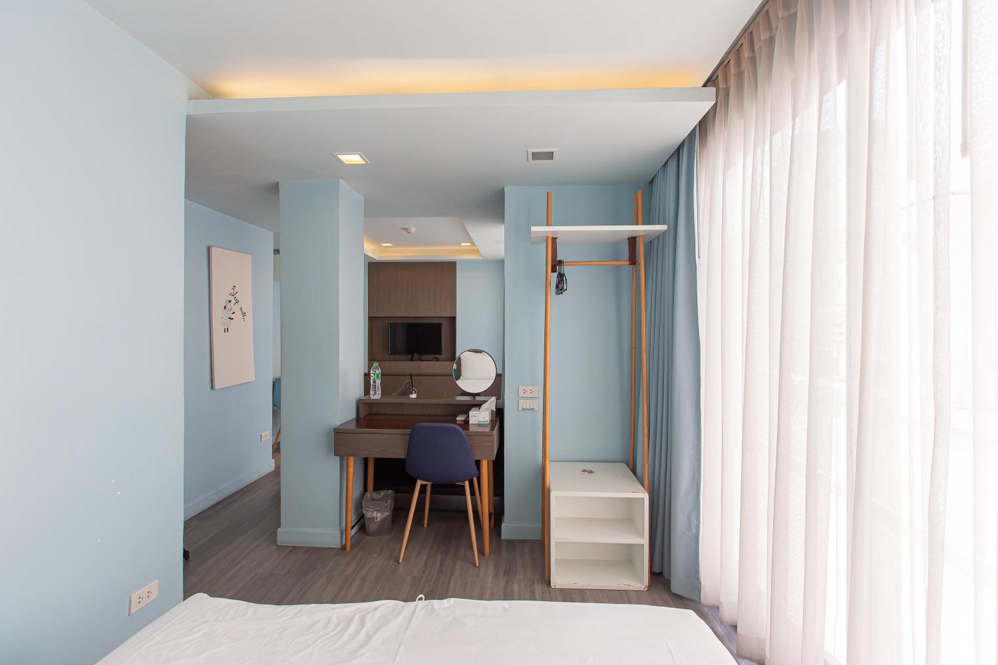 Simply Sleep Hostel Bangkok Exterior photo